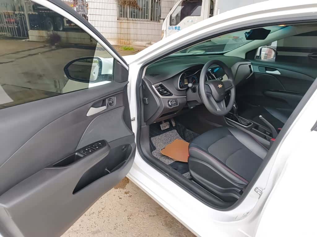 Chevrolet 320, 2018 16