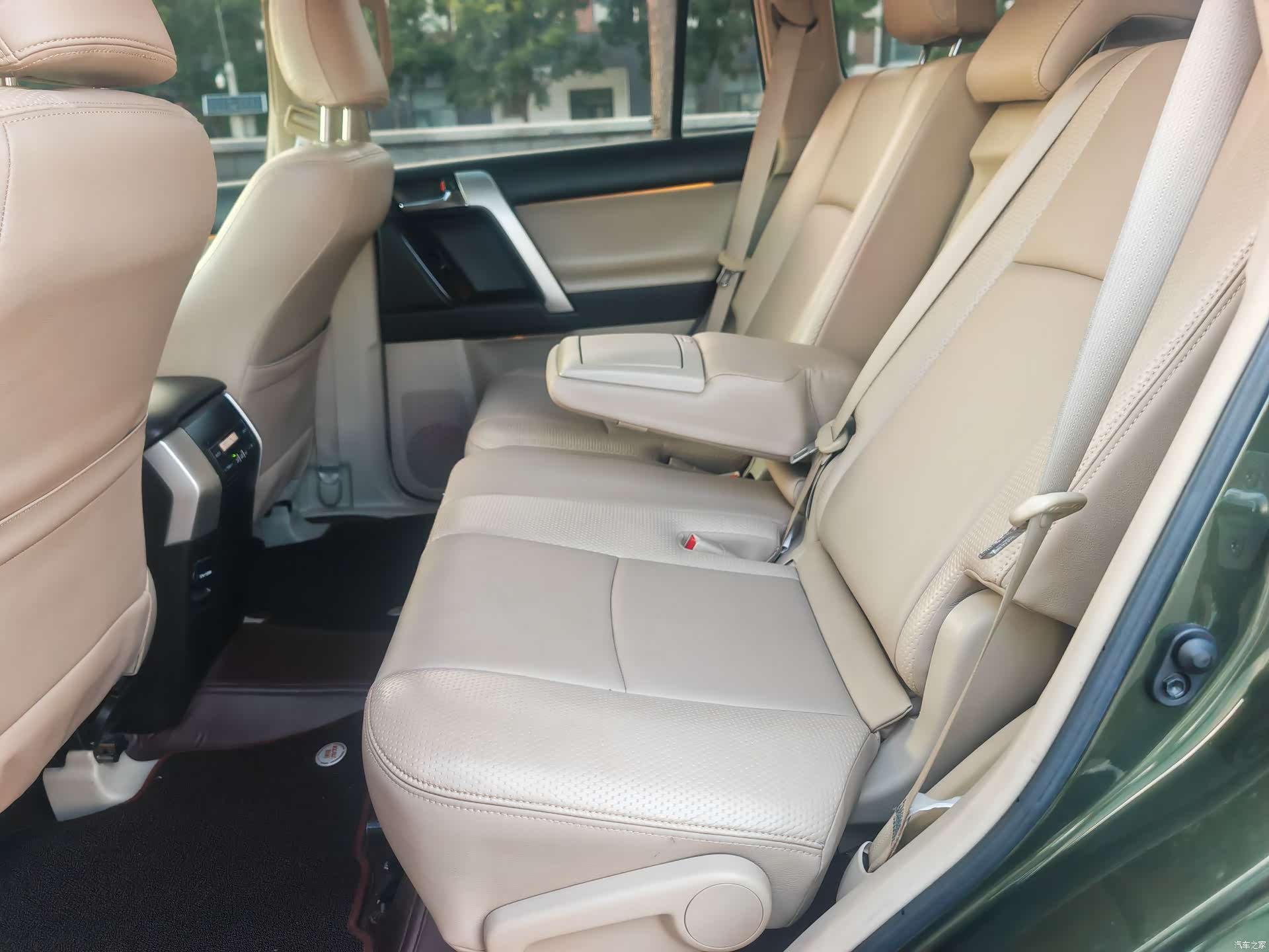 Toyota Prado, 2010 9
