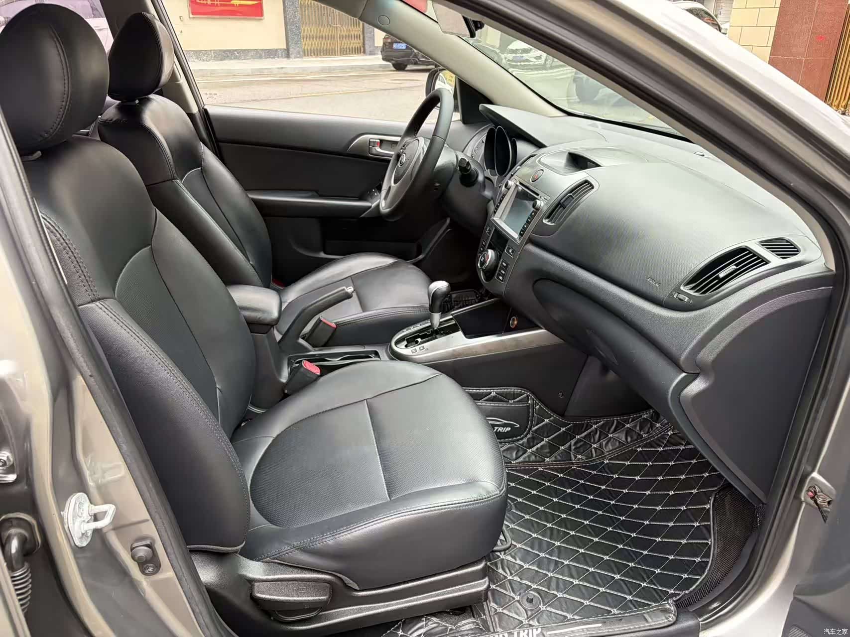 Kia GL, 2011 9