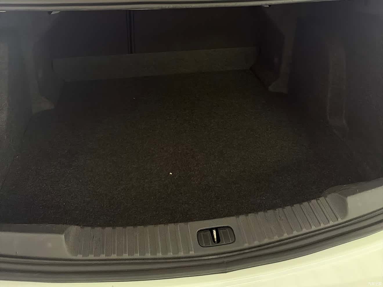 Buick Verano, 2018 13