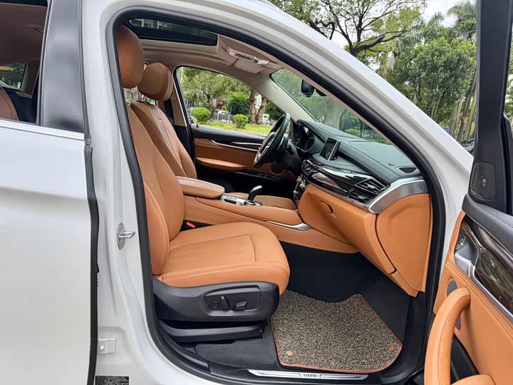 BMW X6 2015 xDrive35i Люкс