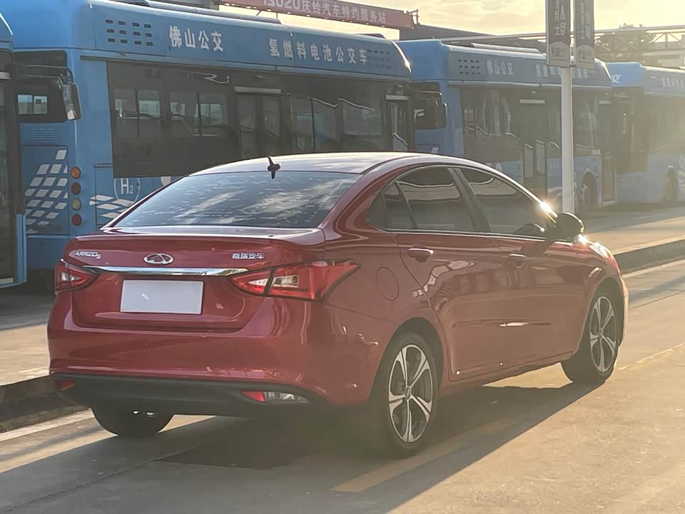 Chery Arrizo 5