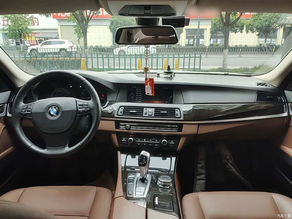 BMW 5 Series, 2016 10