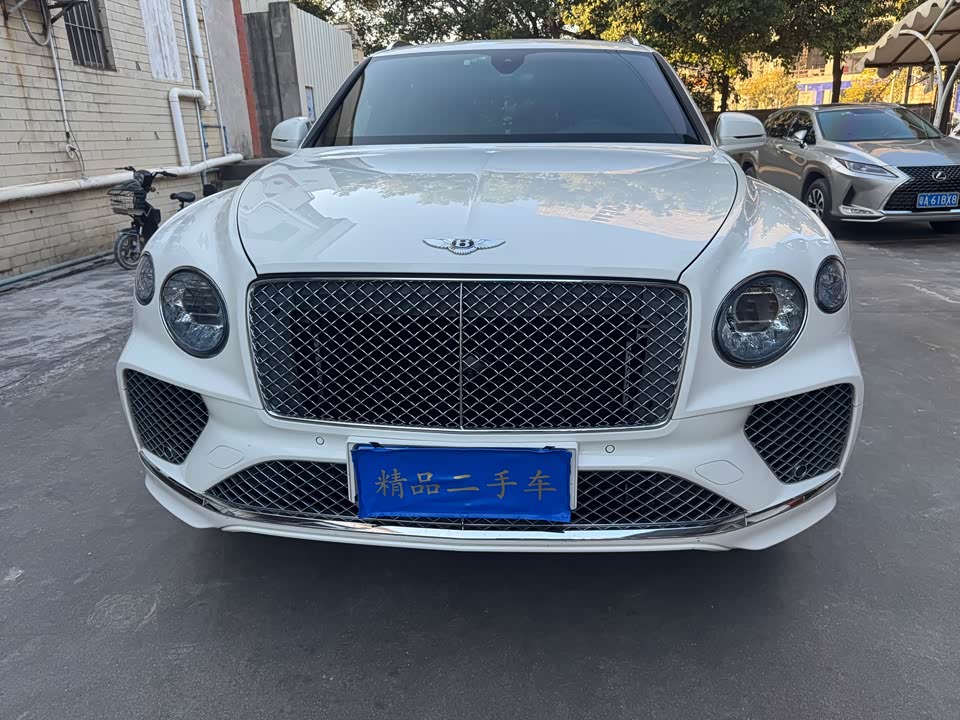 Bentley Tim Yue