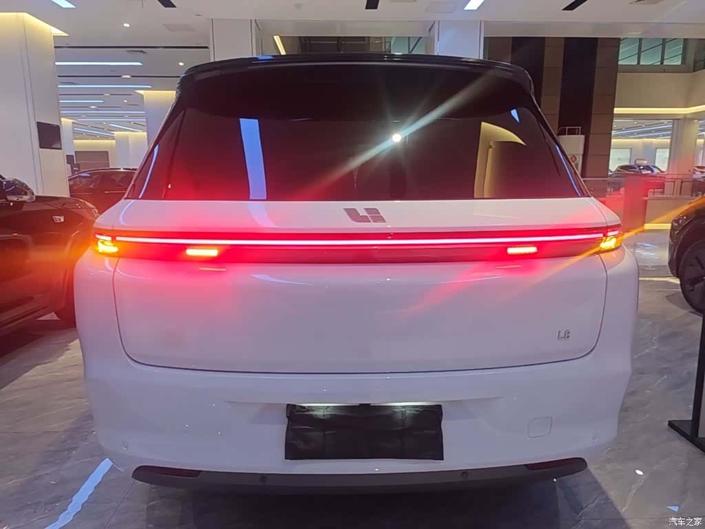 Li Auto L8, 2025 6