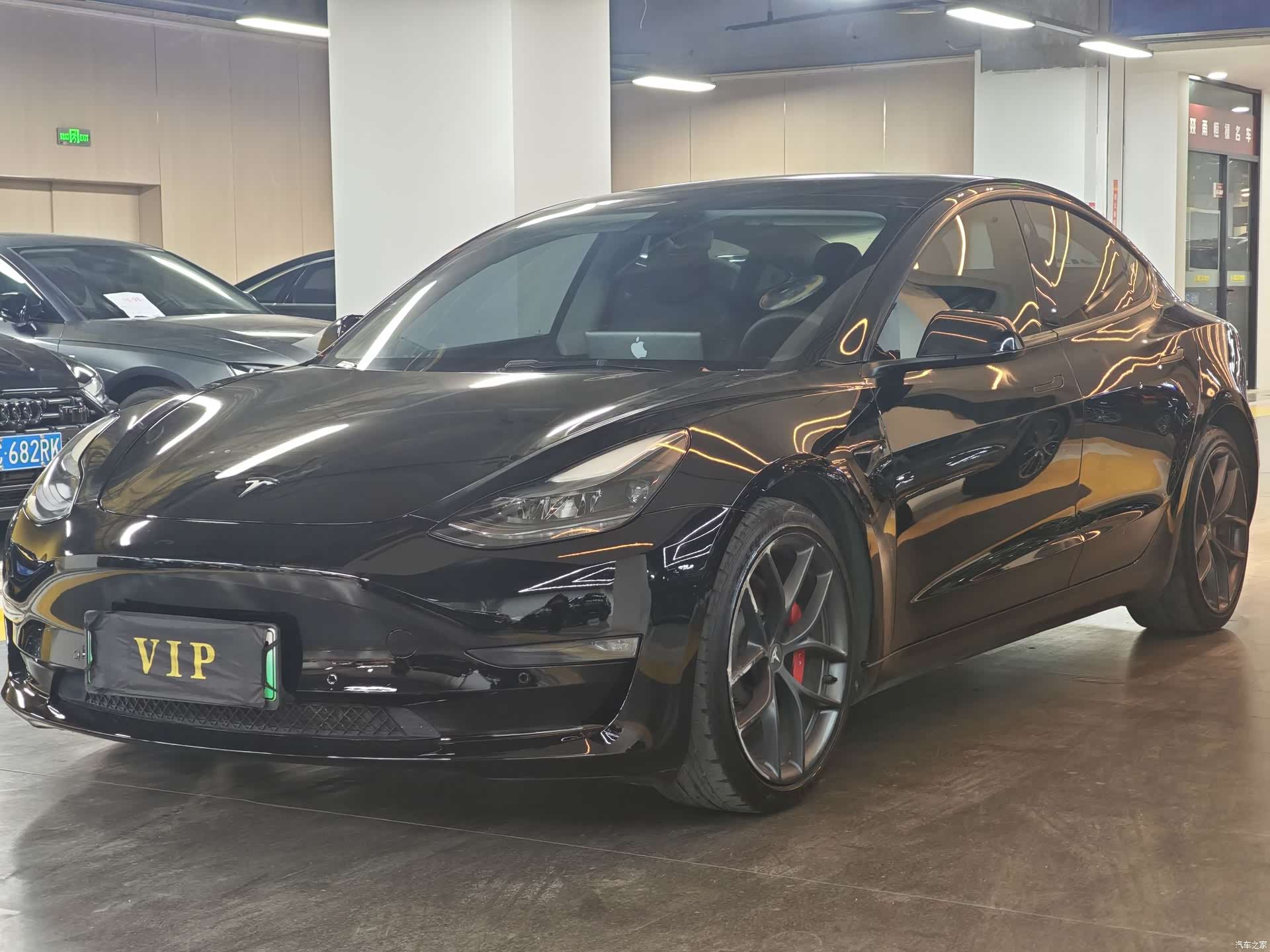 Tesla Model 3, 2021 1
