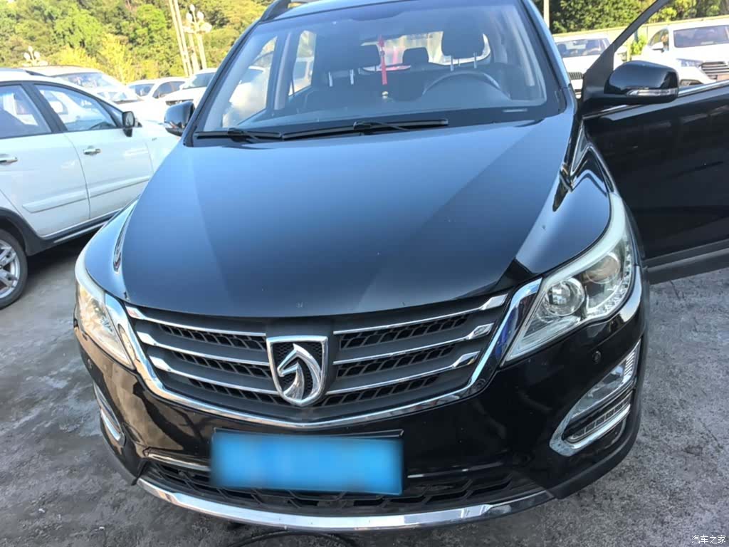 Wuling 560, 2016 3