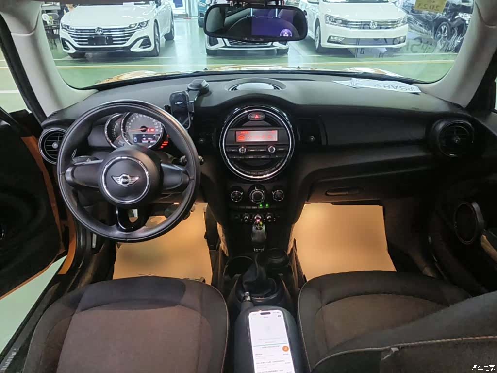 Mini ONE, 2015 10