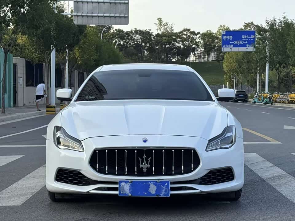 Maserati President