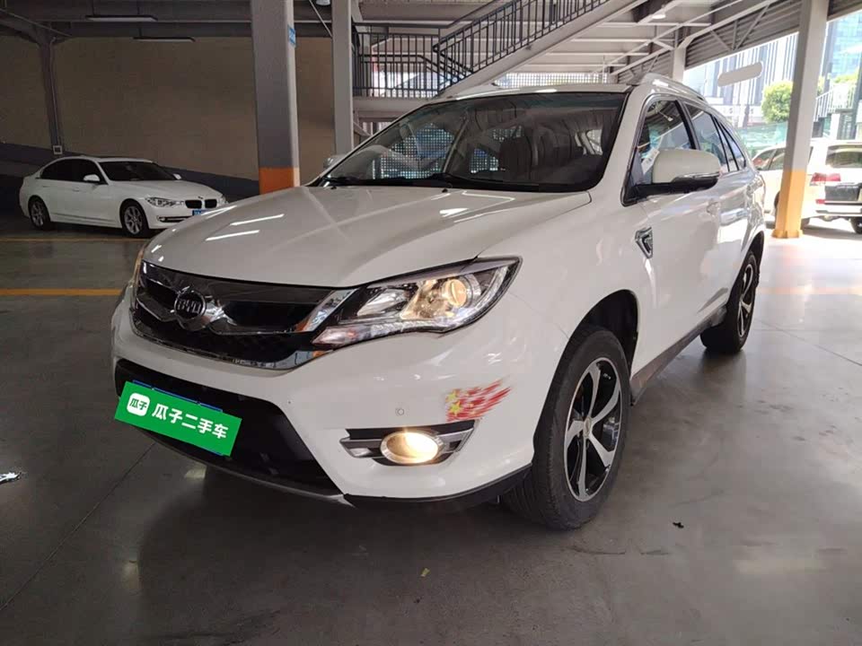 BYD S7