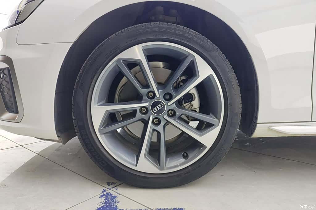 Audi A4L, 2024 6