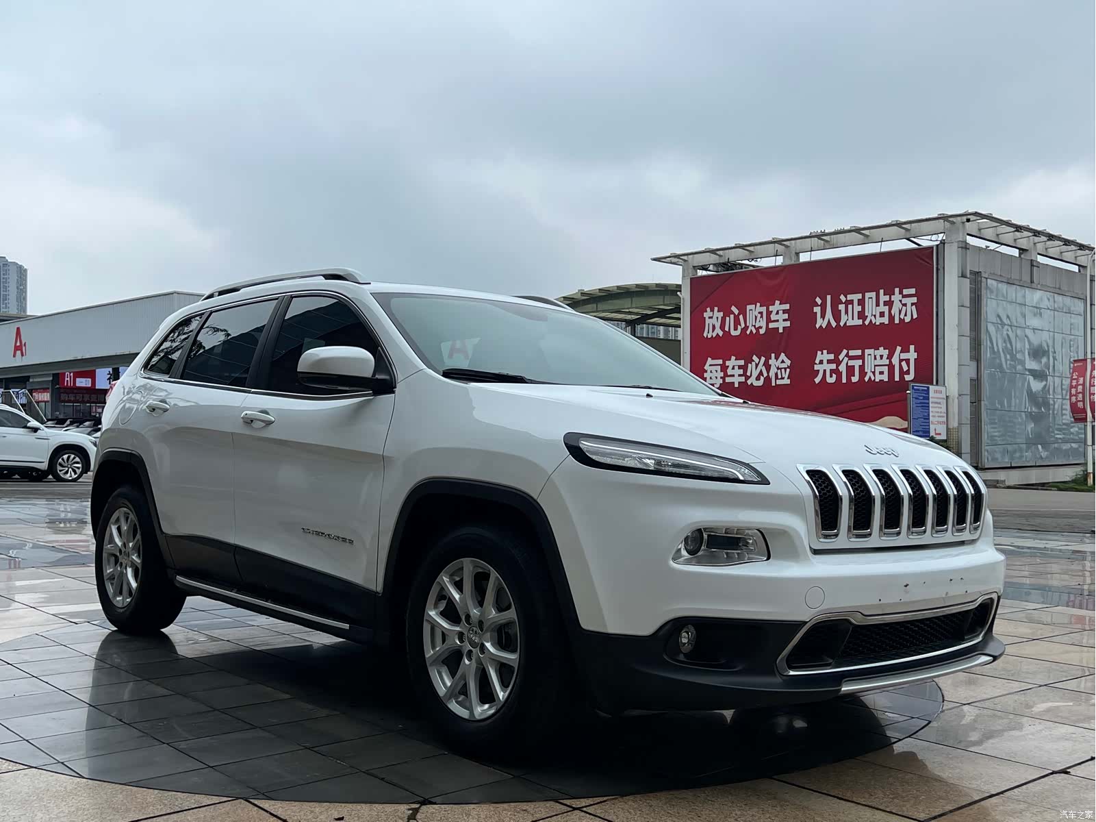 Jeep Cherokee, 2019 7