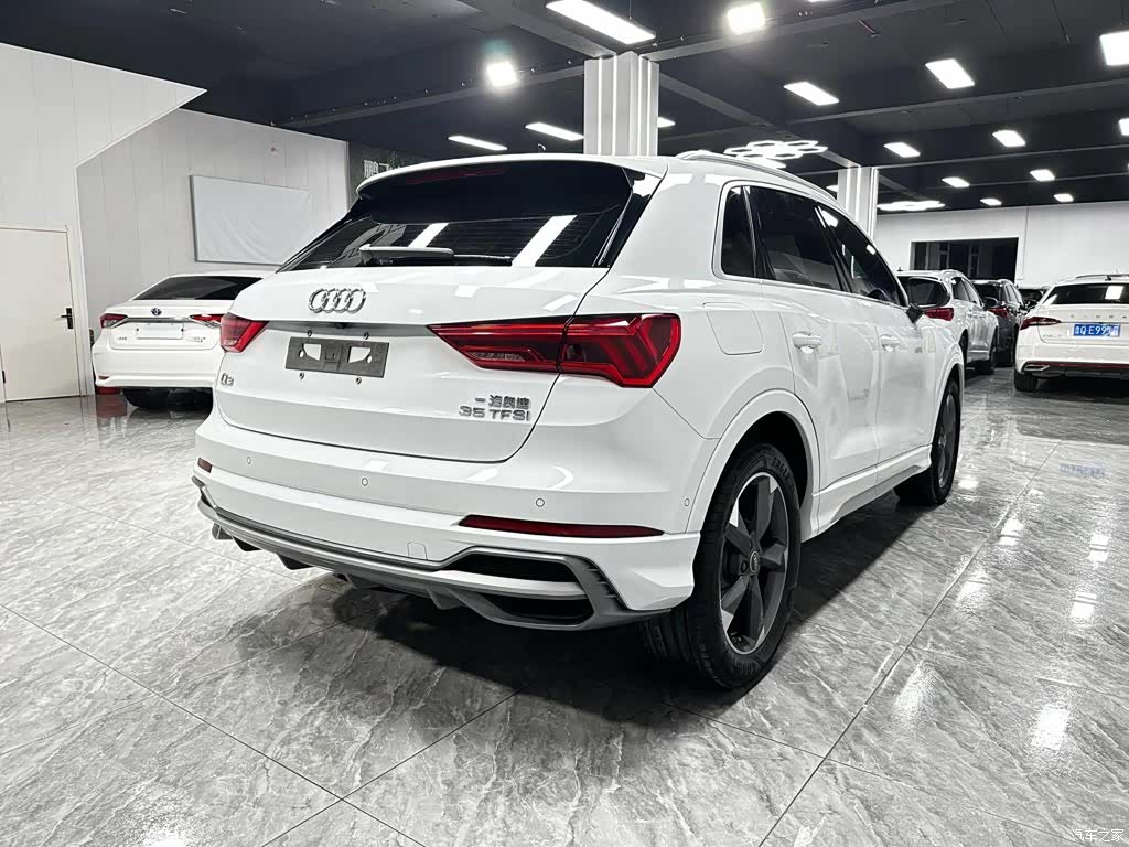 Audi Q3, 2023 6