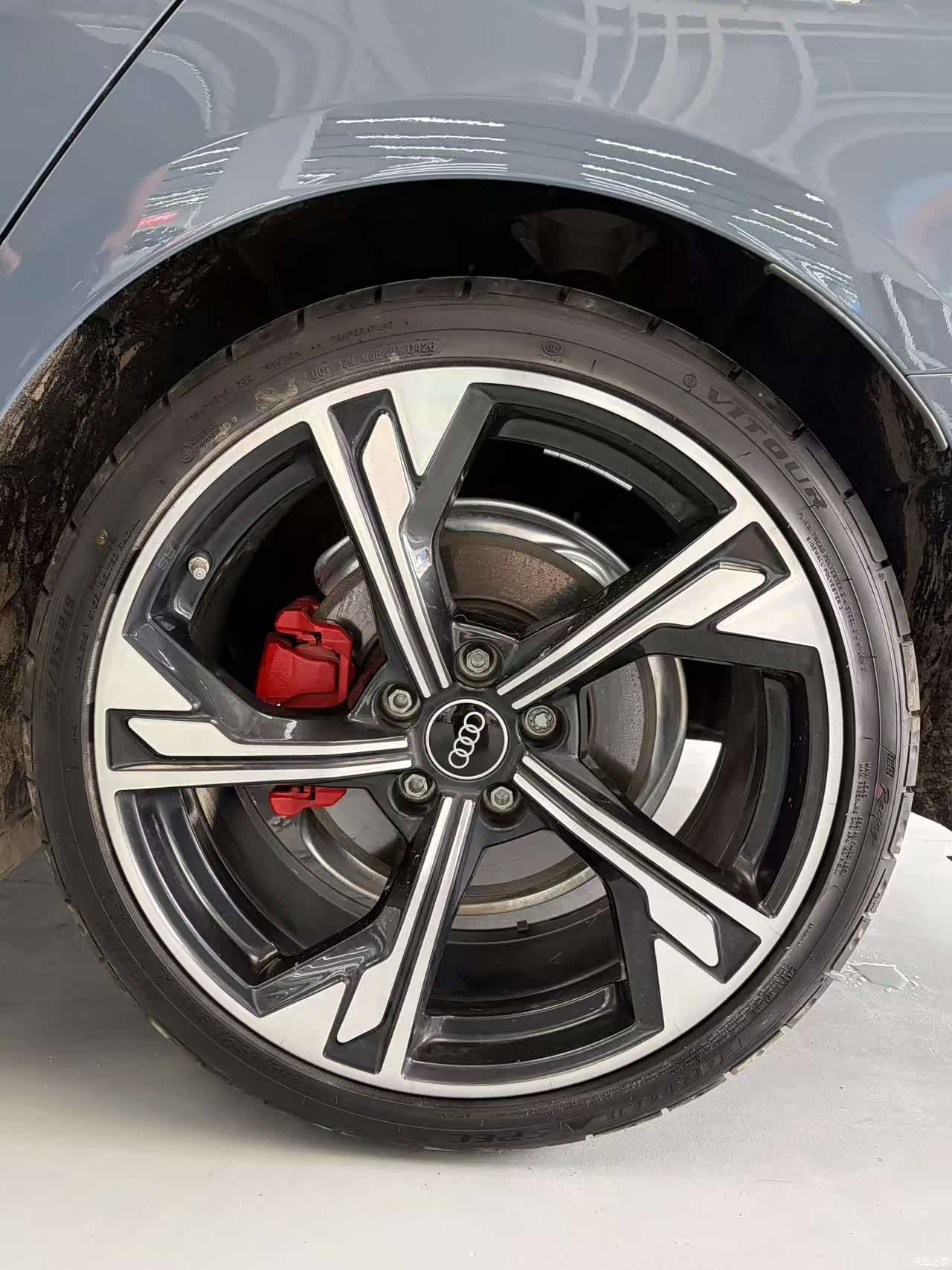 Audi A4L, 2022 9