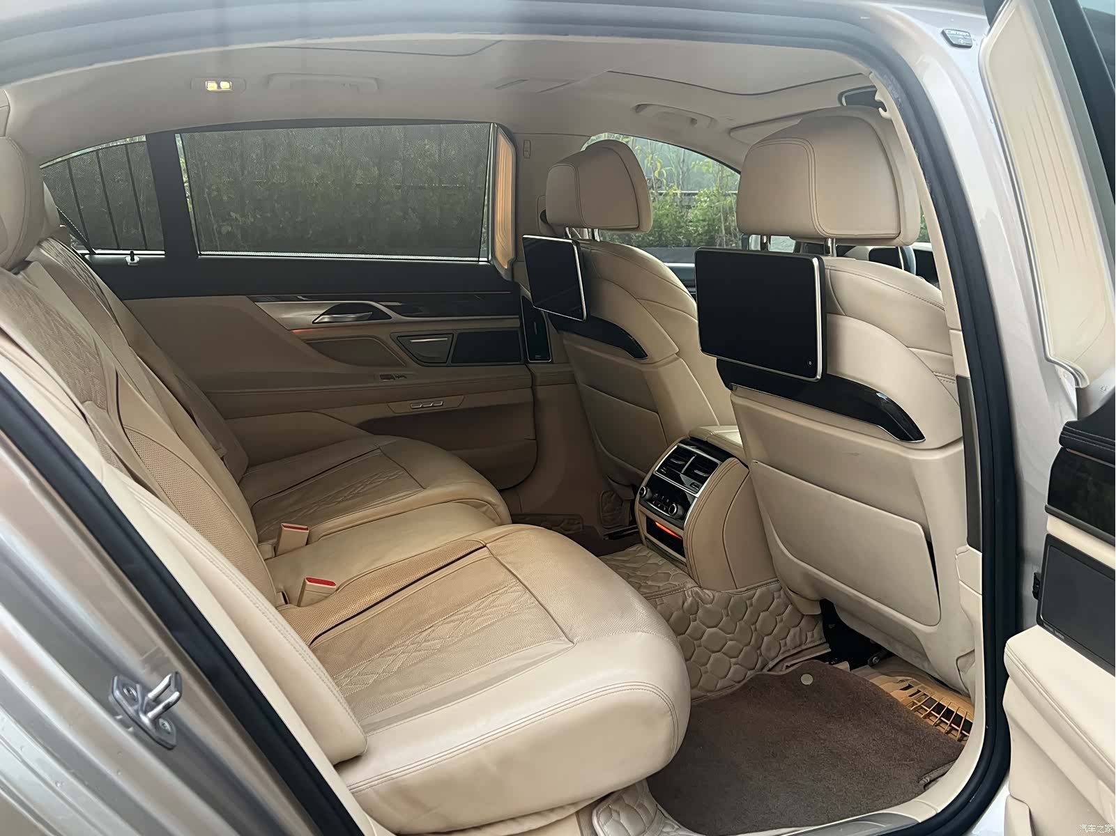BMW 7 Series, 2016 13