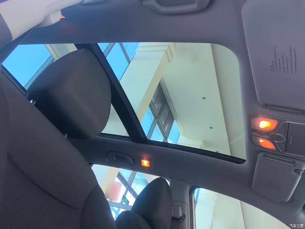 Kia 5, 2014 3