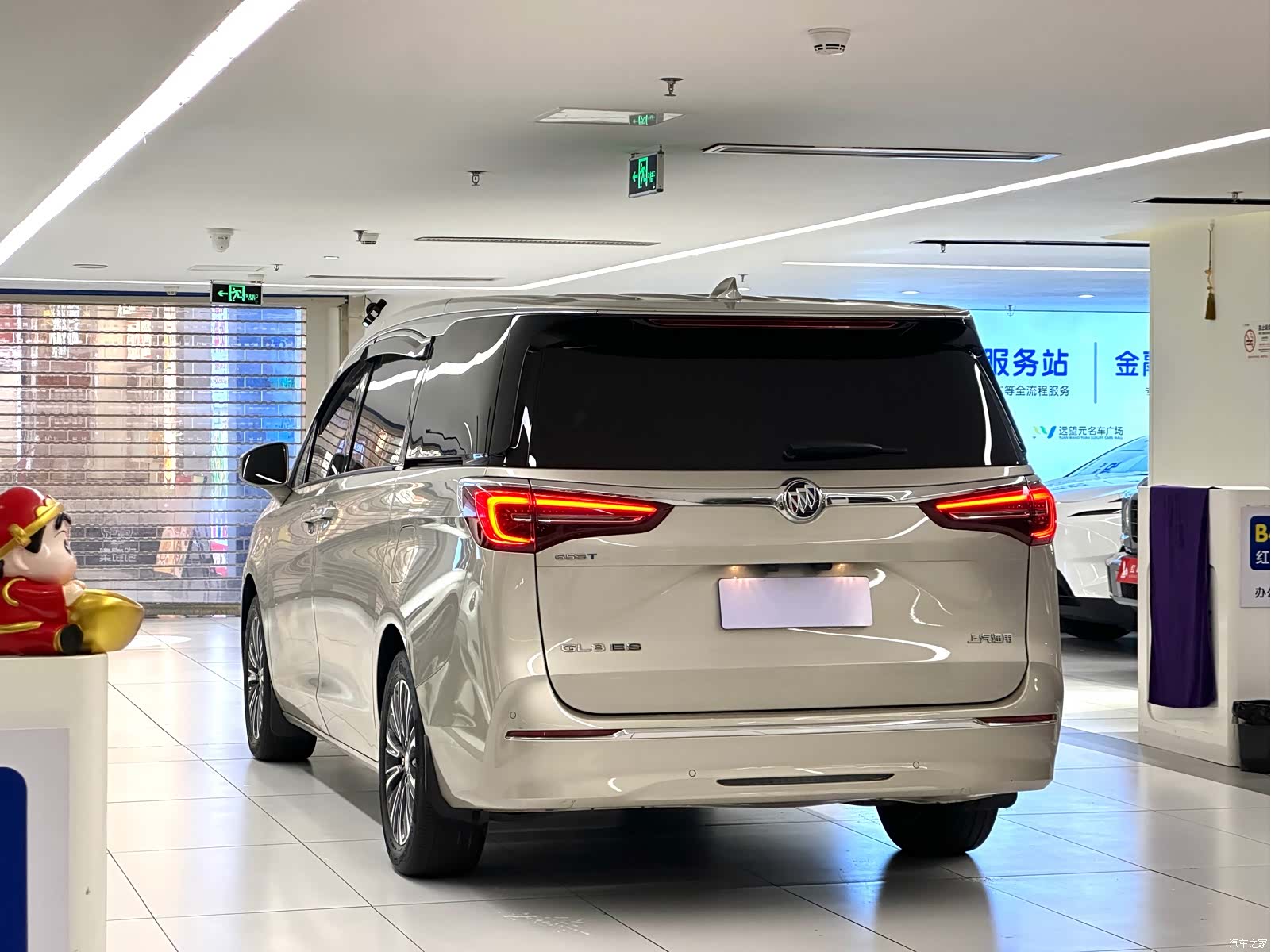 Buick GL8, 2022 все фото