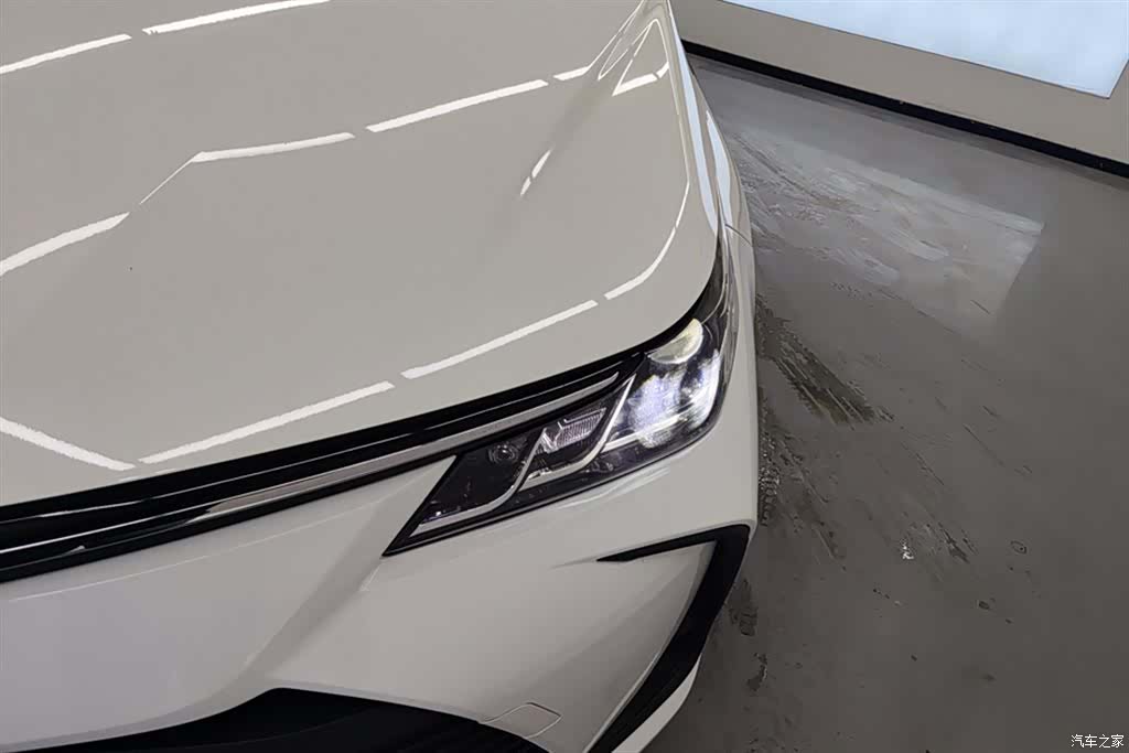 Toyota Corolla, 2019 все фото