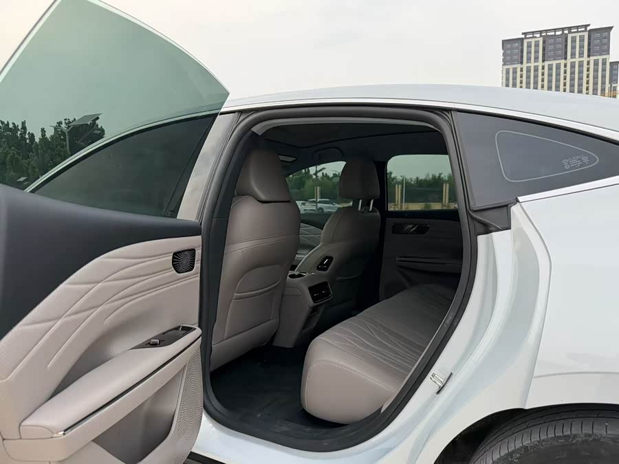 Geely Galaxy Starship 8 2025, фото 9