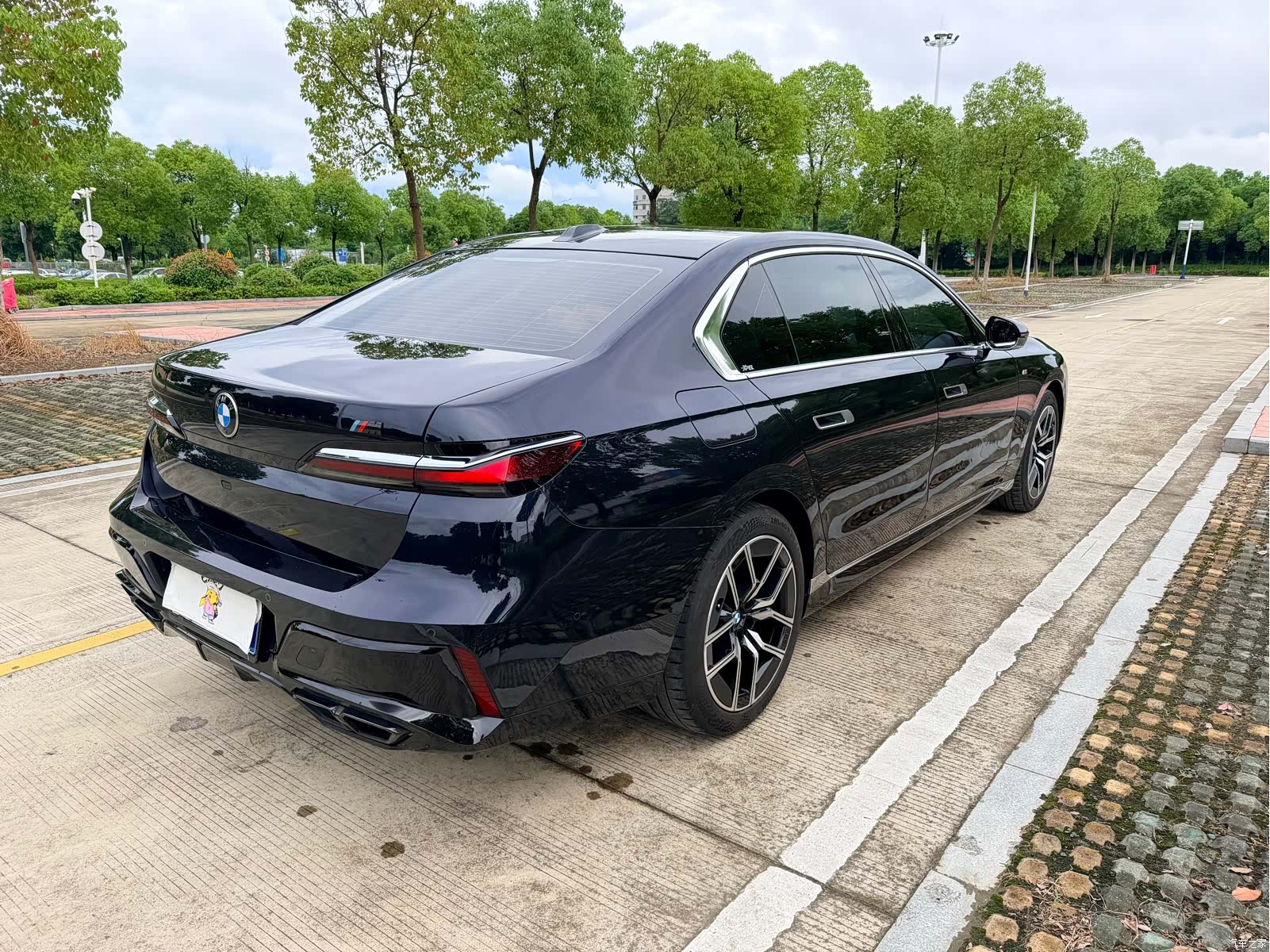 BMW 7 Series, 2024 16