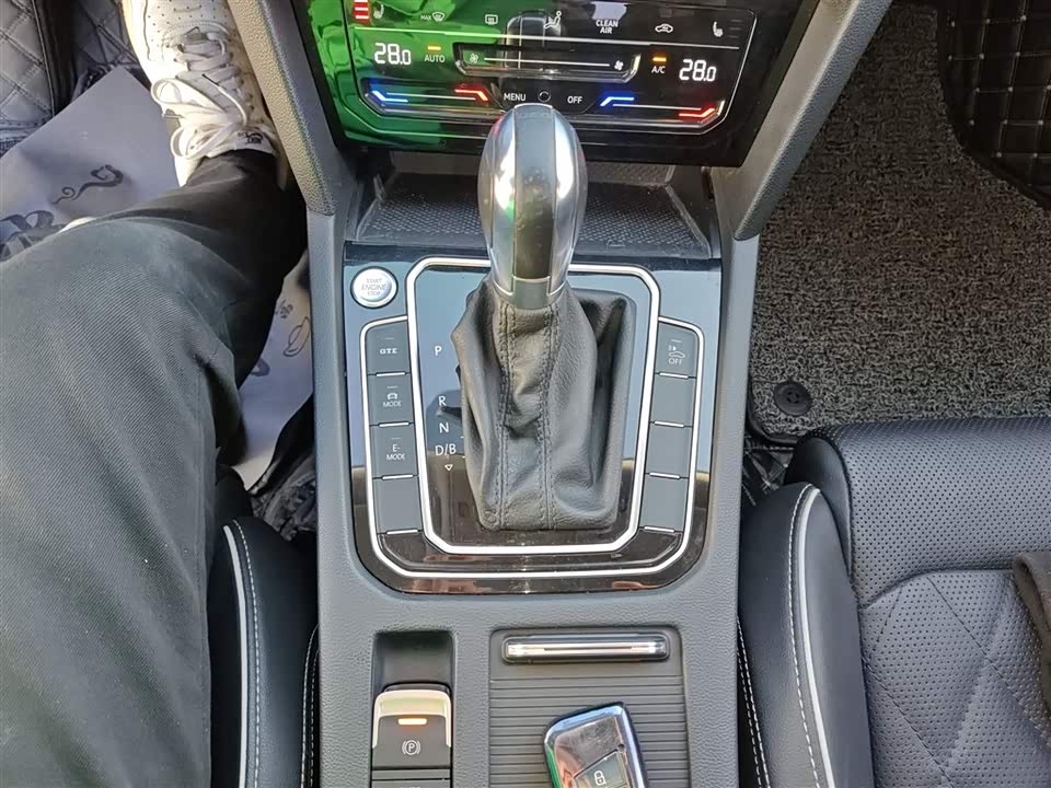 Volkswagen Magotan GTE