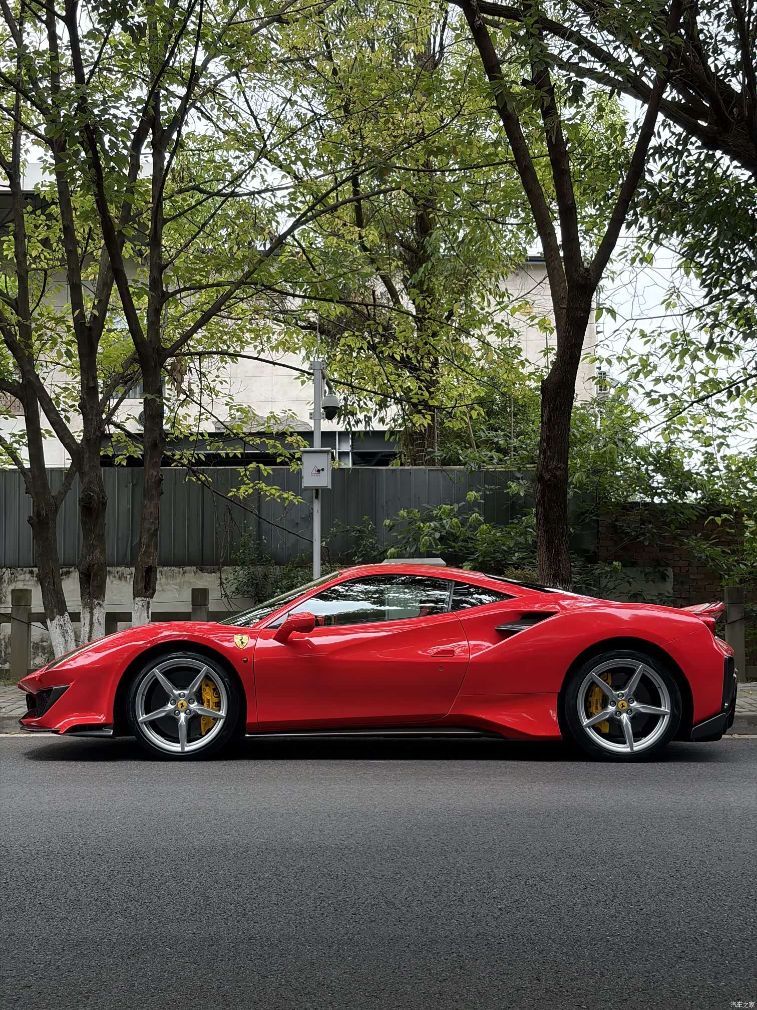 Ferrari 488, 2017 2