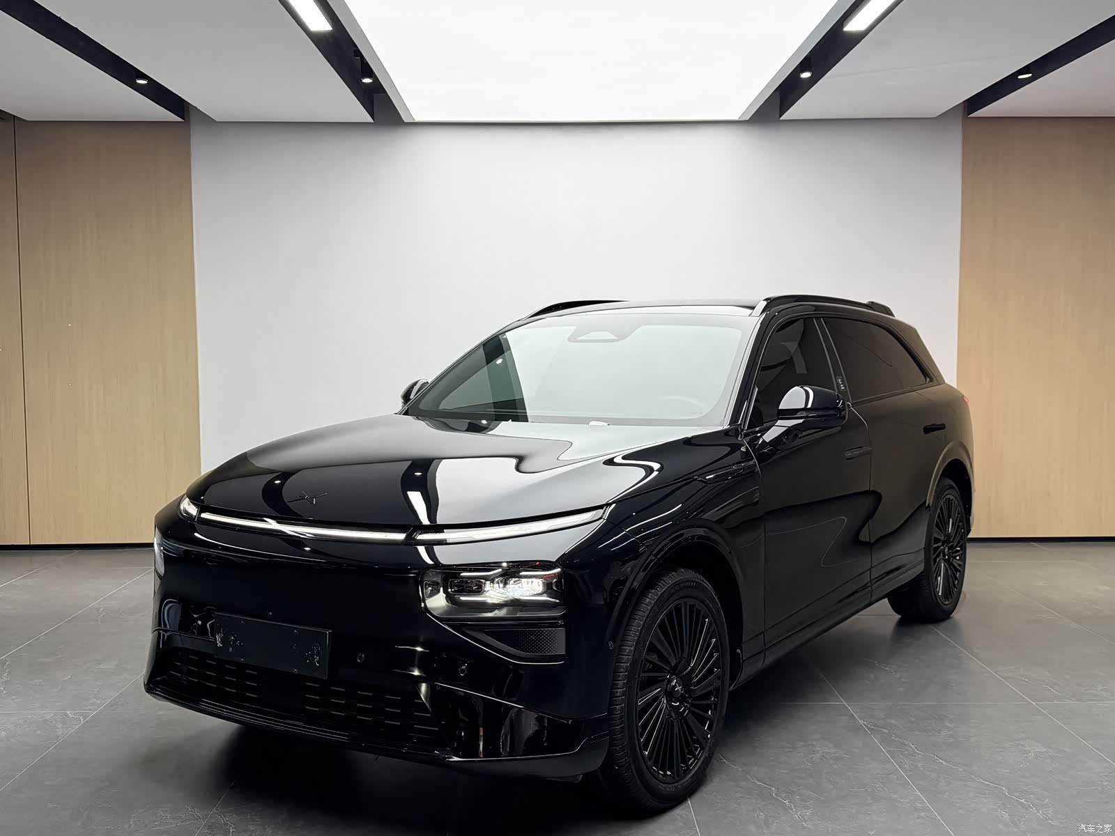 Xpeng G9