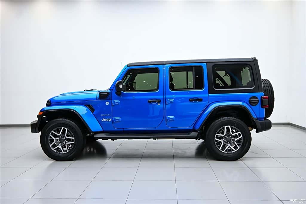 Jeep Wrangler, 2022 все фото