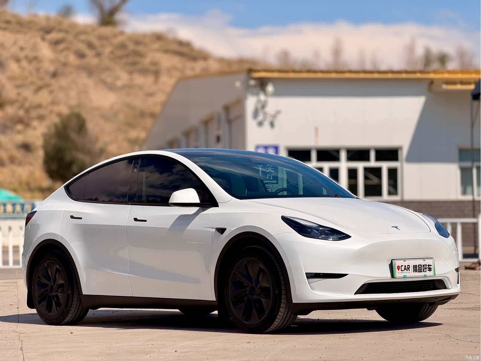 Tesla Model Y, 2024 3