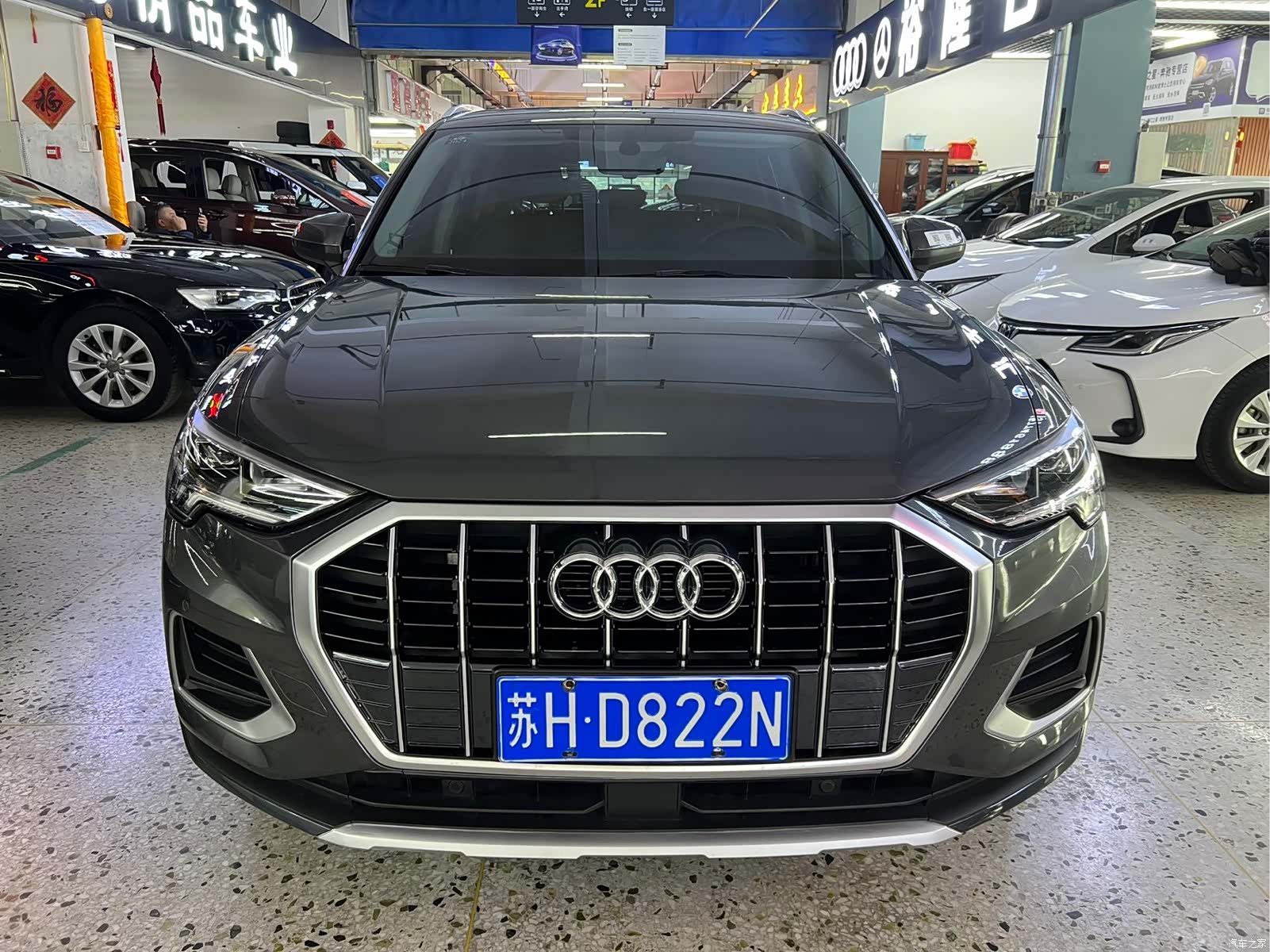 Audi Q3, 2022 2