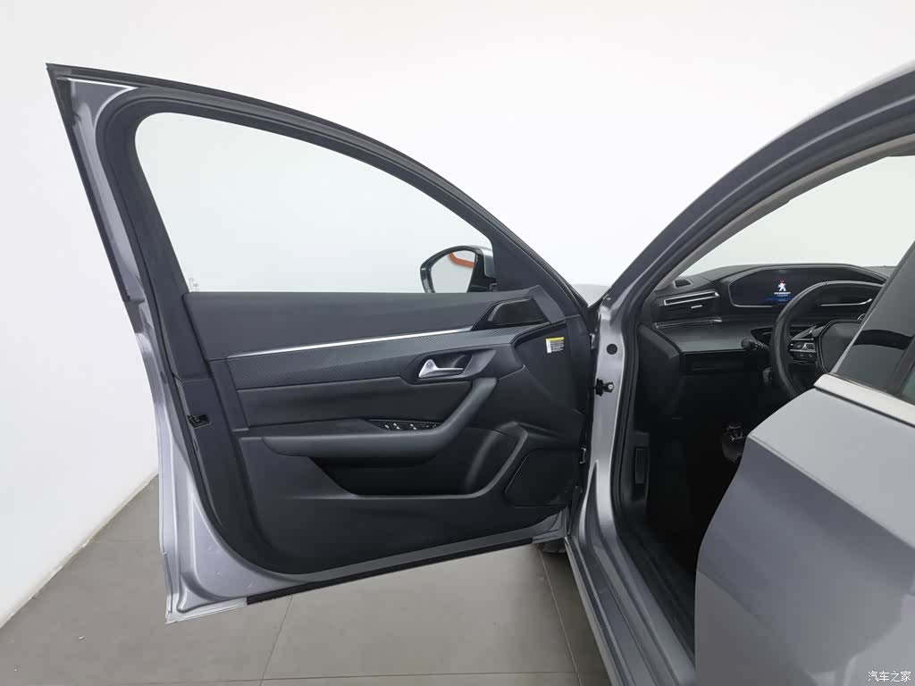 Peugeot 508L, 2020 8
