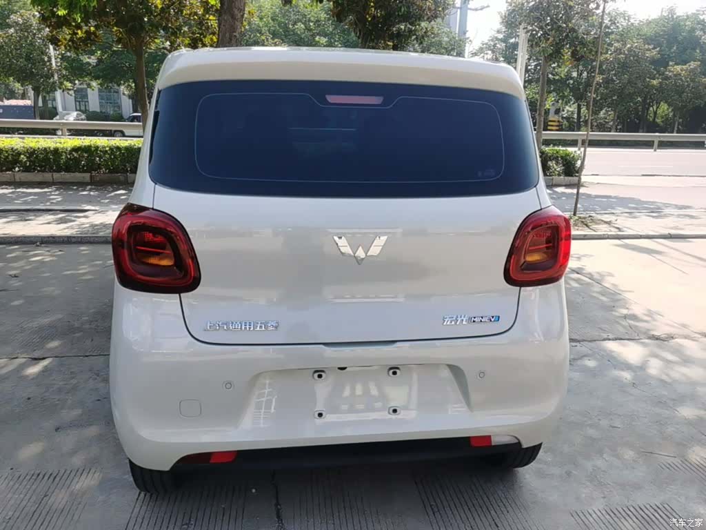 Wuling MINIEV, 2025 4