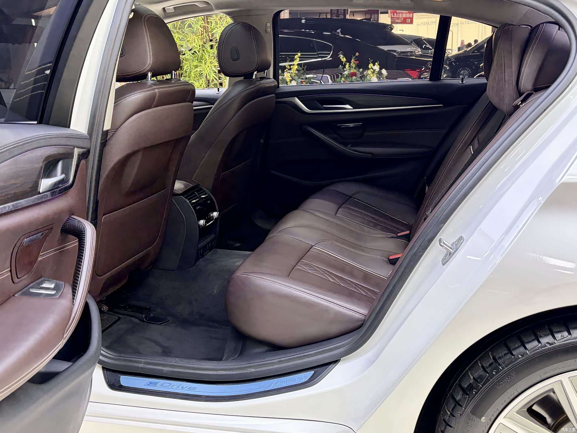 BMW 5 Series, 2018 13
