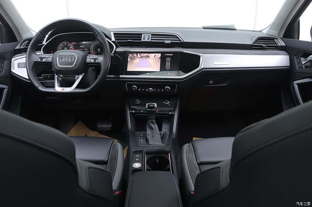 Audi Q3, 2022 26