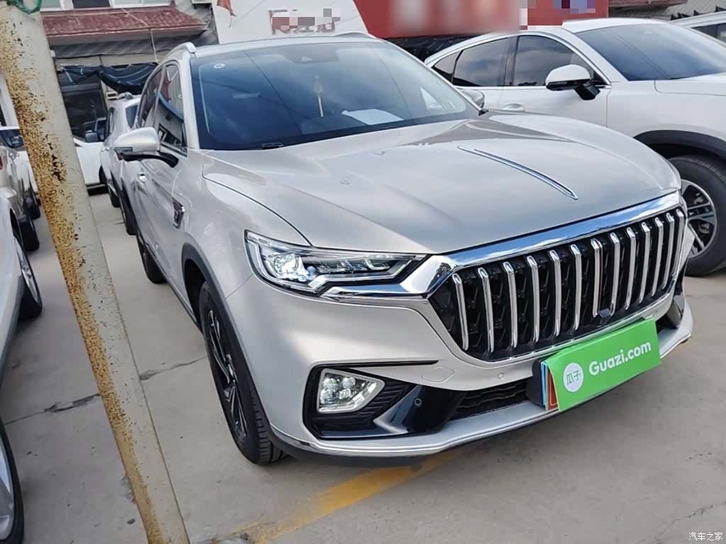 Hongqi HS5, 2023 4