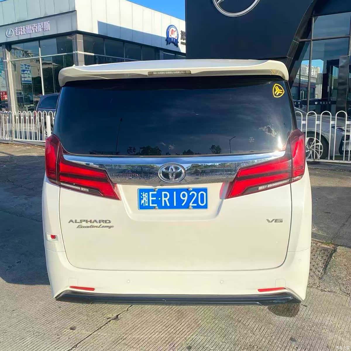 Toyota Alphard, 2019 4