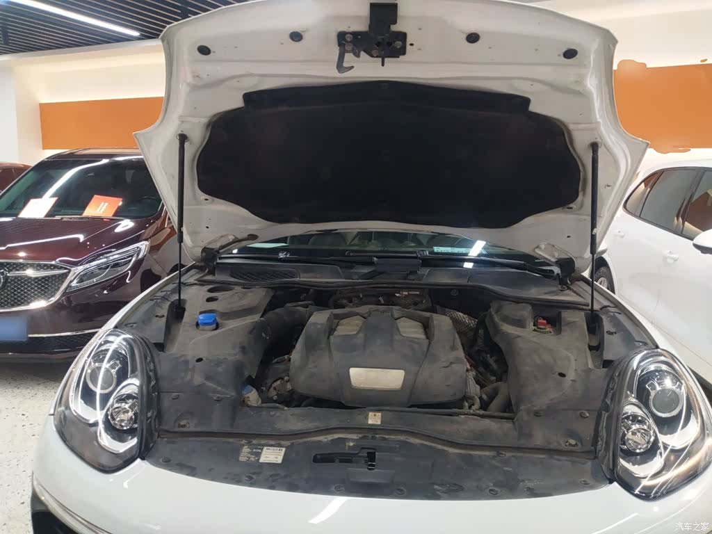 Porsche Cayenne, 2015 17