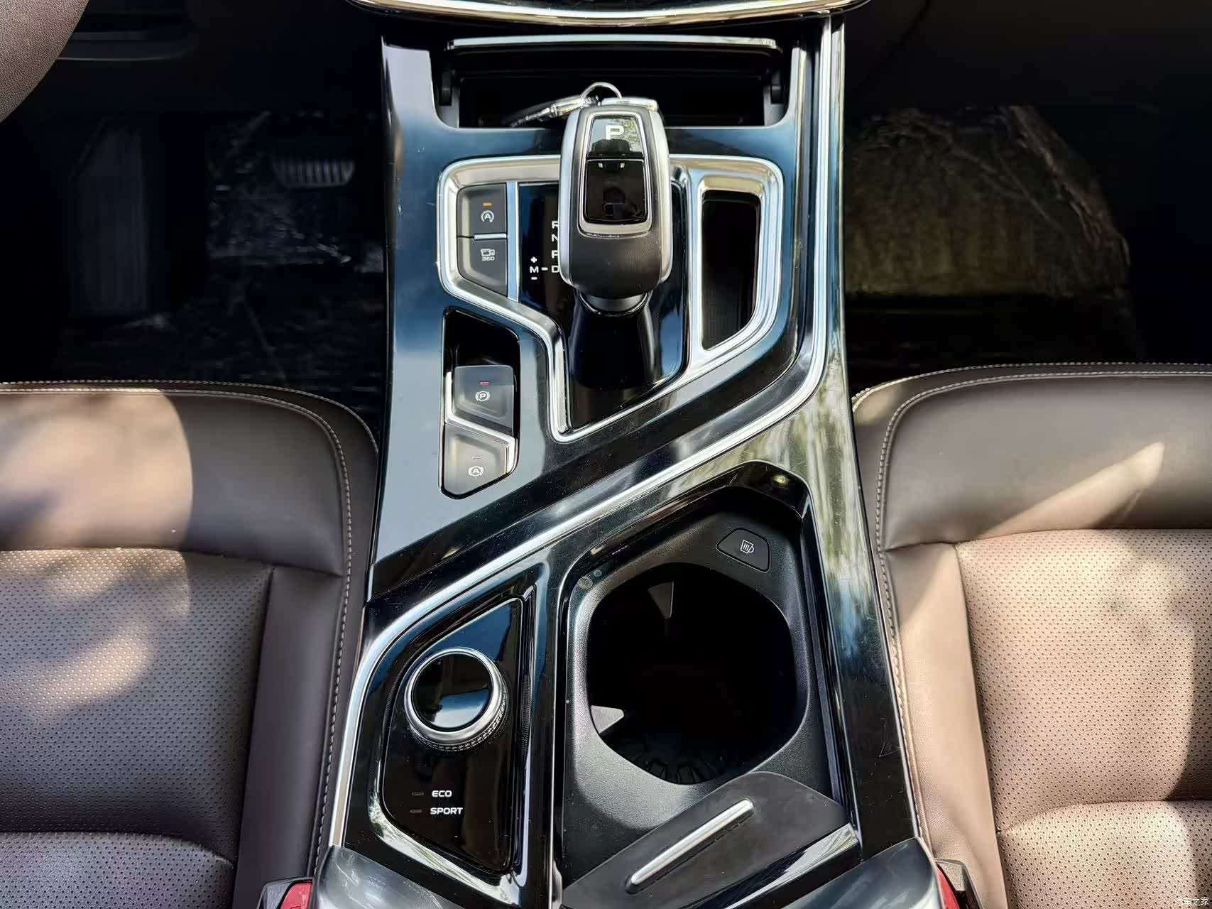 Geely Jiaji, 2019 16