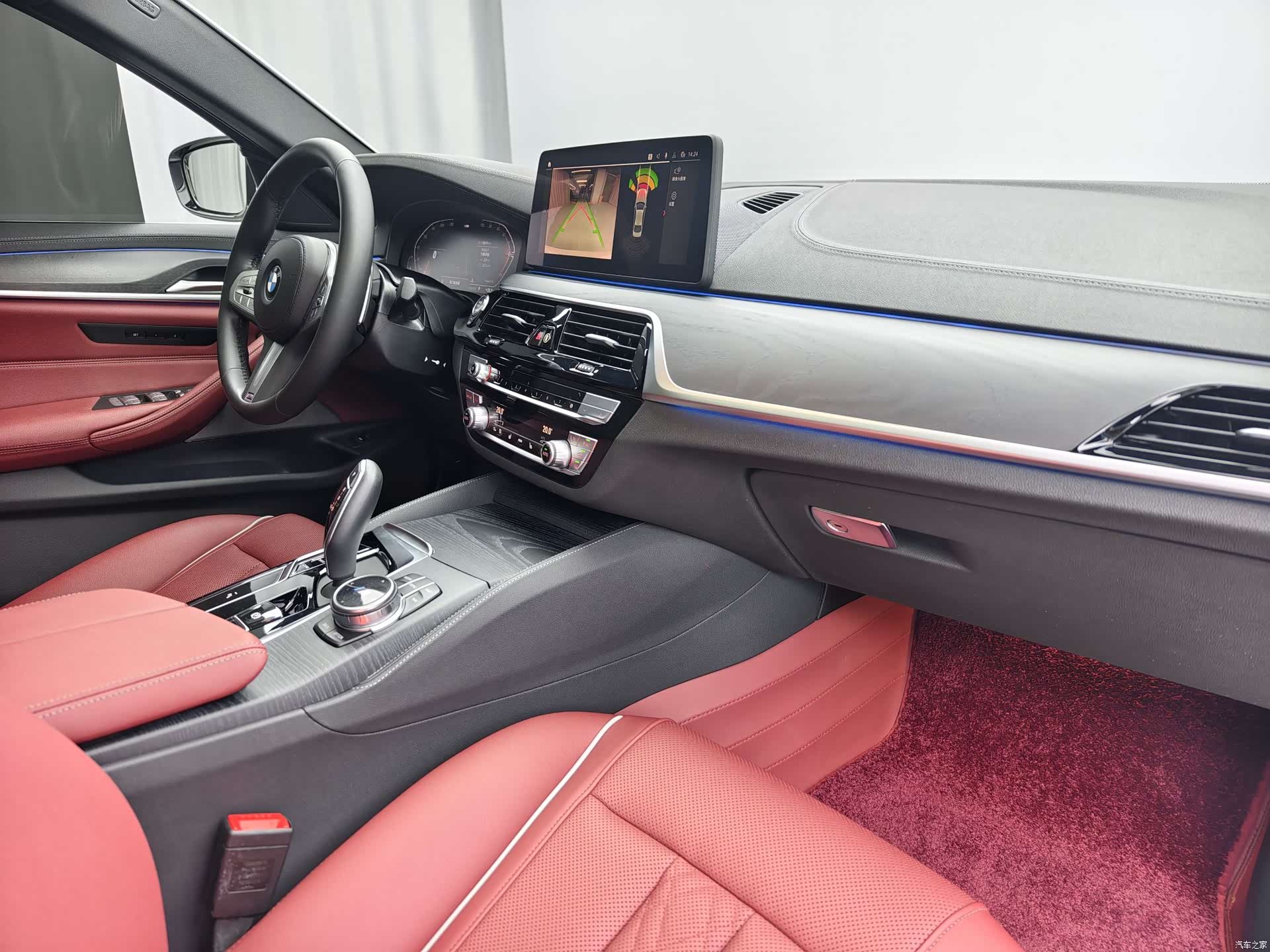 BMW 5 Series, 2023 11