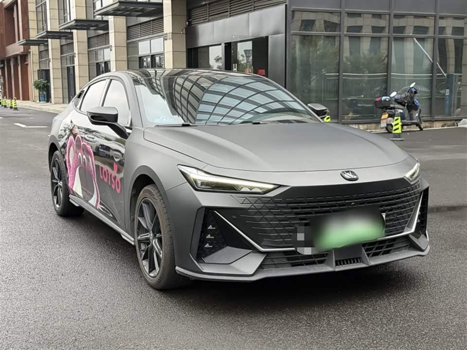 Changan UNI-V Smart iDD