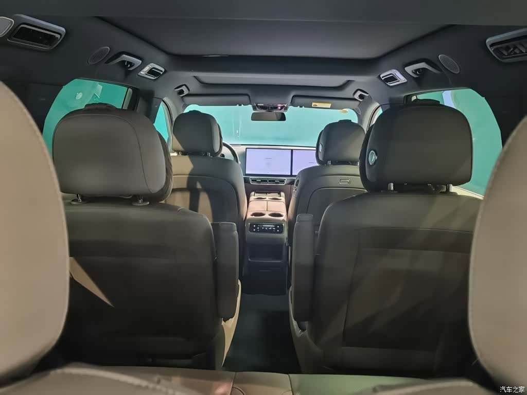 Li Auto L8, 2026 9