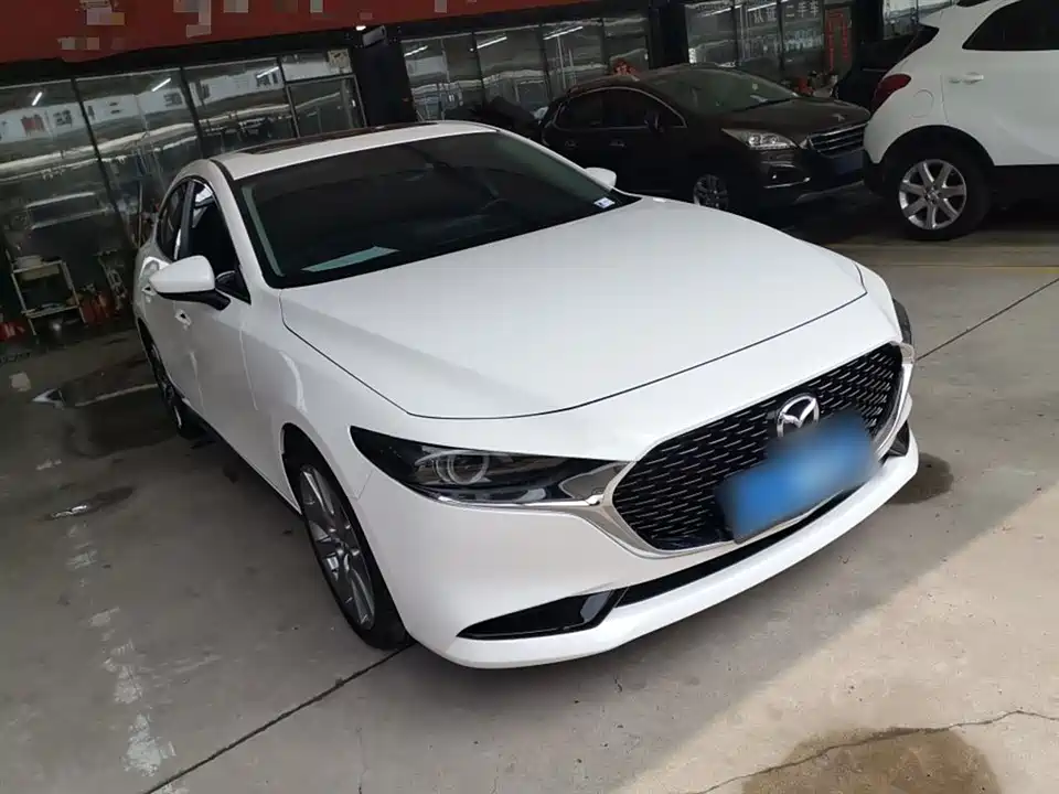 Mazda 3 Angkesaila
