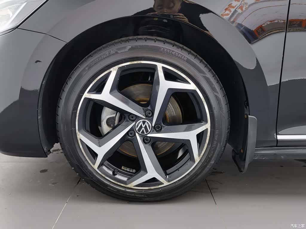 Volkswagen Passat, 2023 17