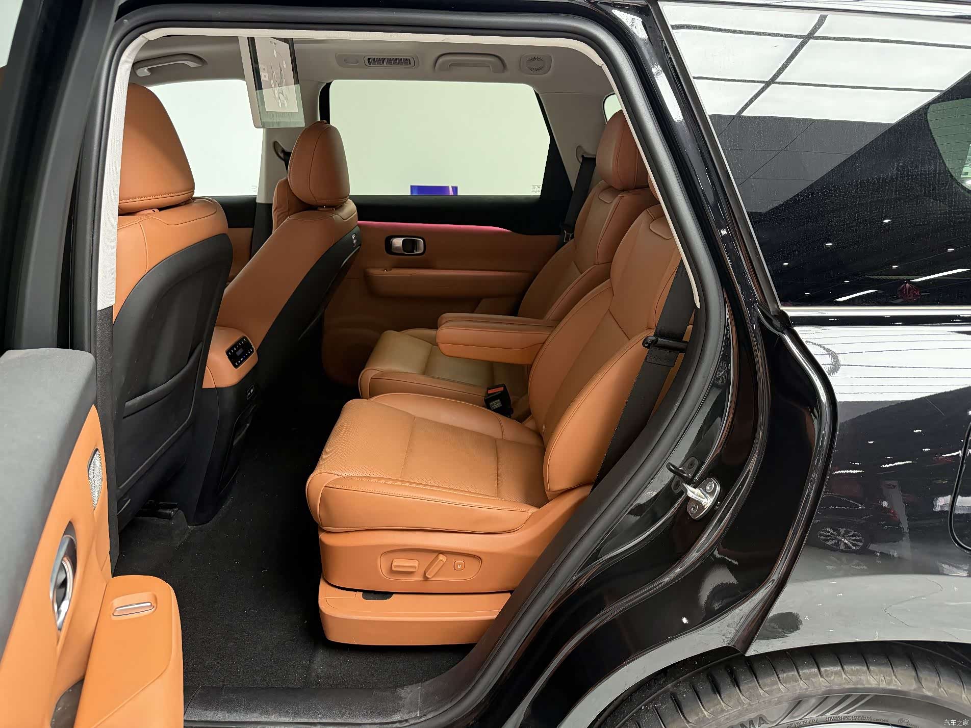Leapmotor C16, 2025 11