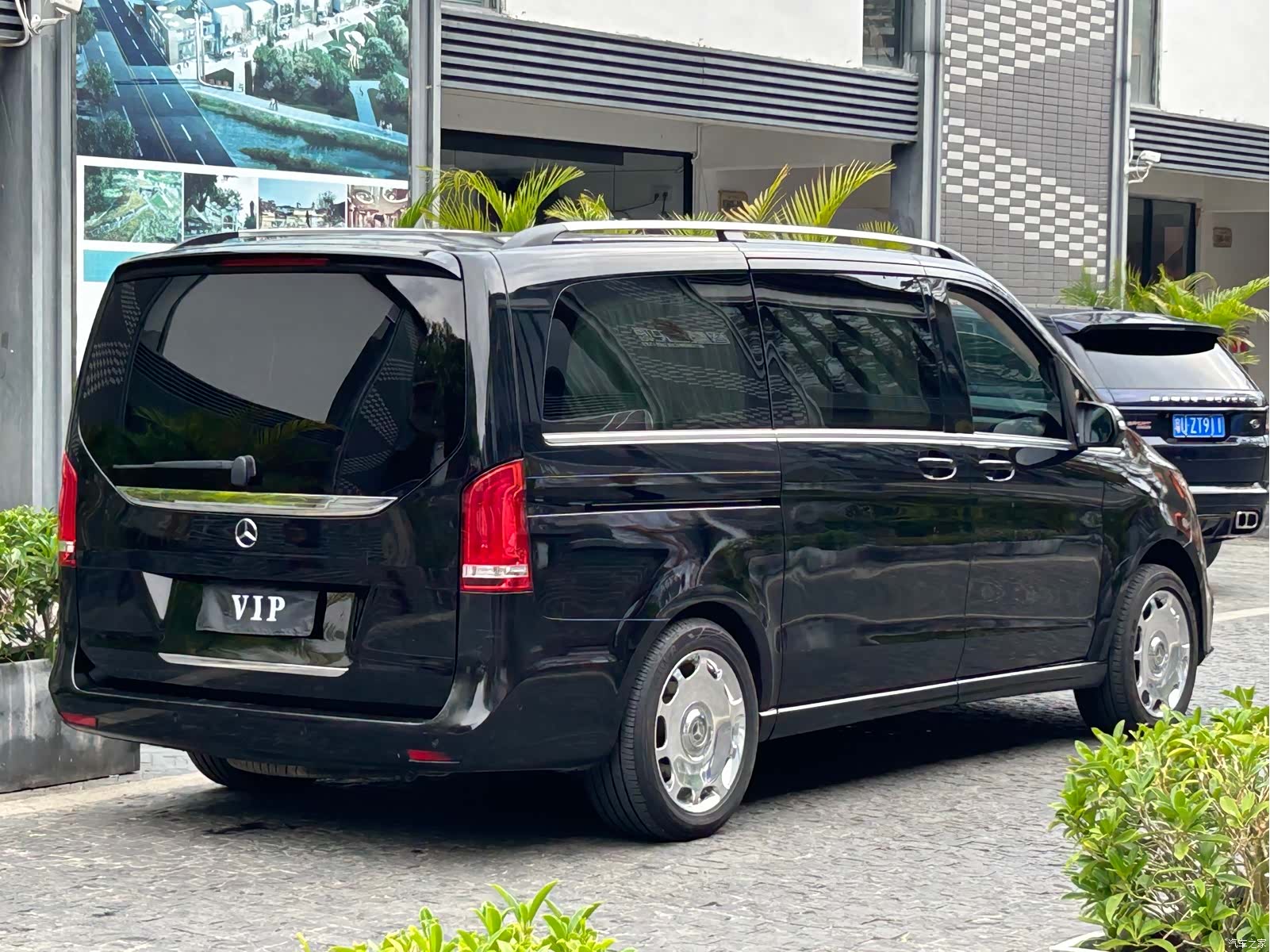 Mercedes-Benz V-Class, 2022 11