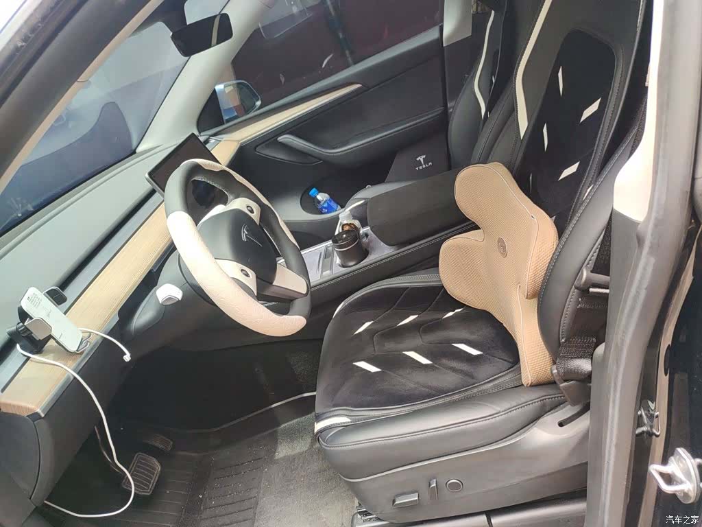 Tesla Model Y, 2022 8
