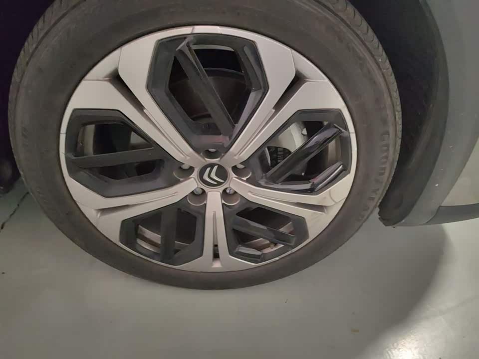 Citroen Versailles C5 X