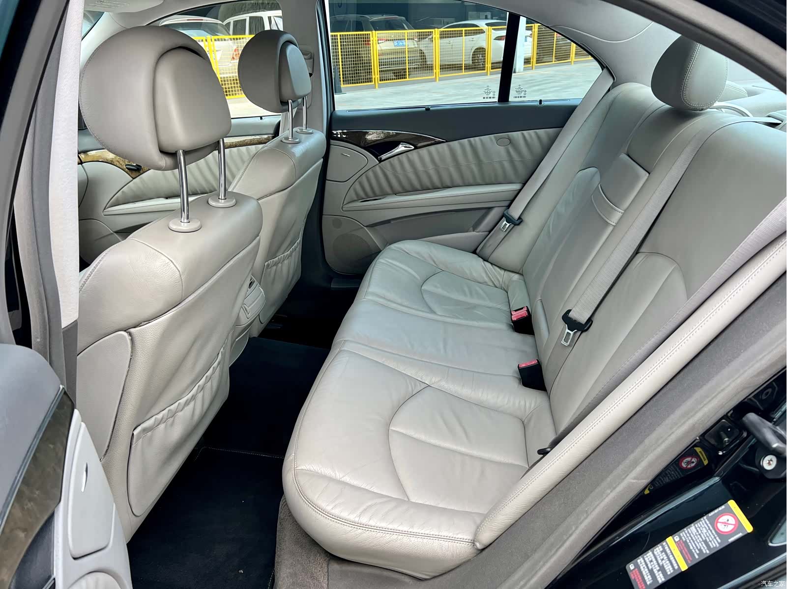 Mercedes-Benz E-Class, 2009 7