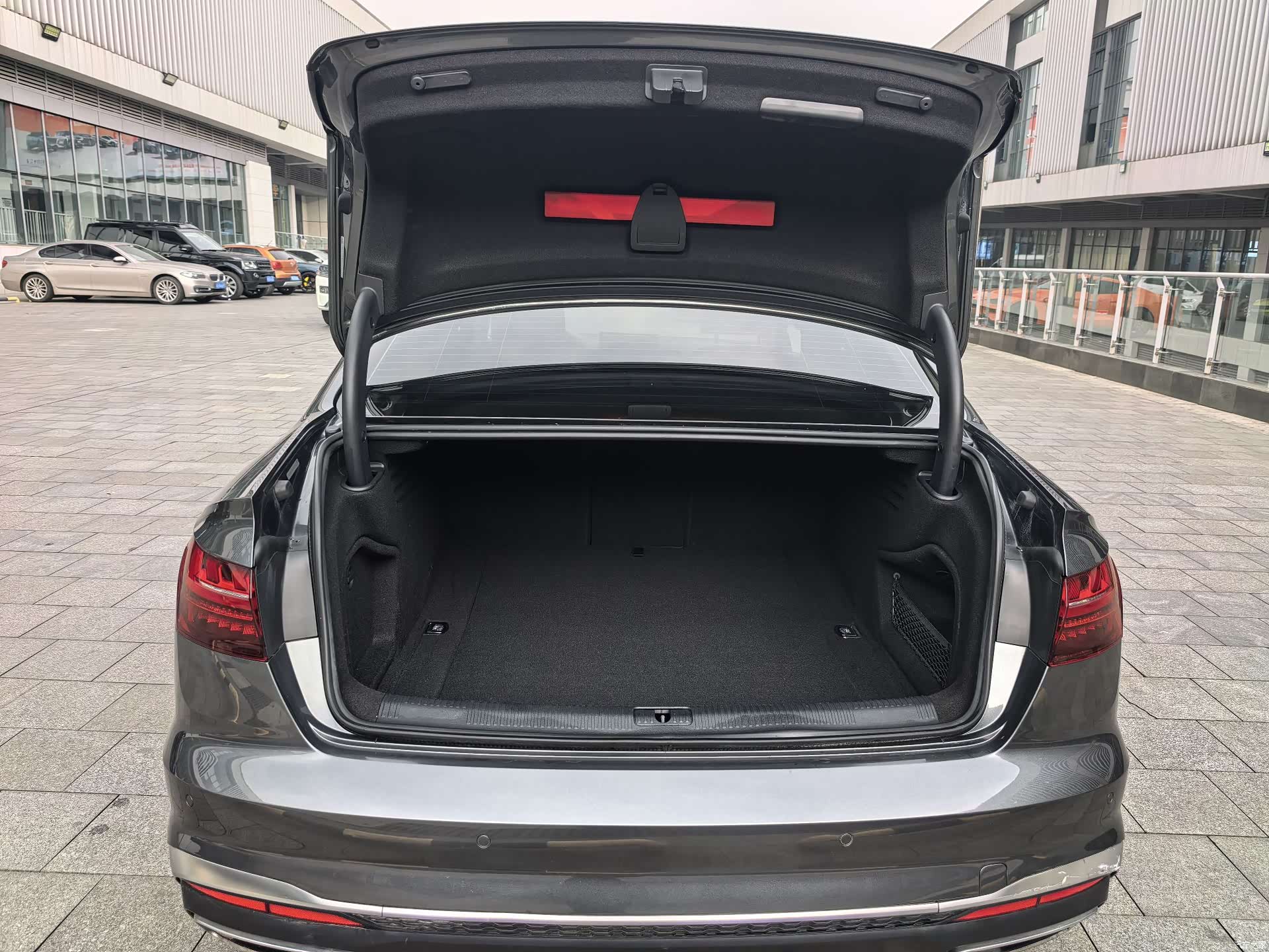 Audi A4L, 2021 17