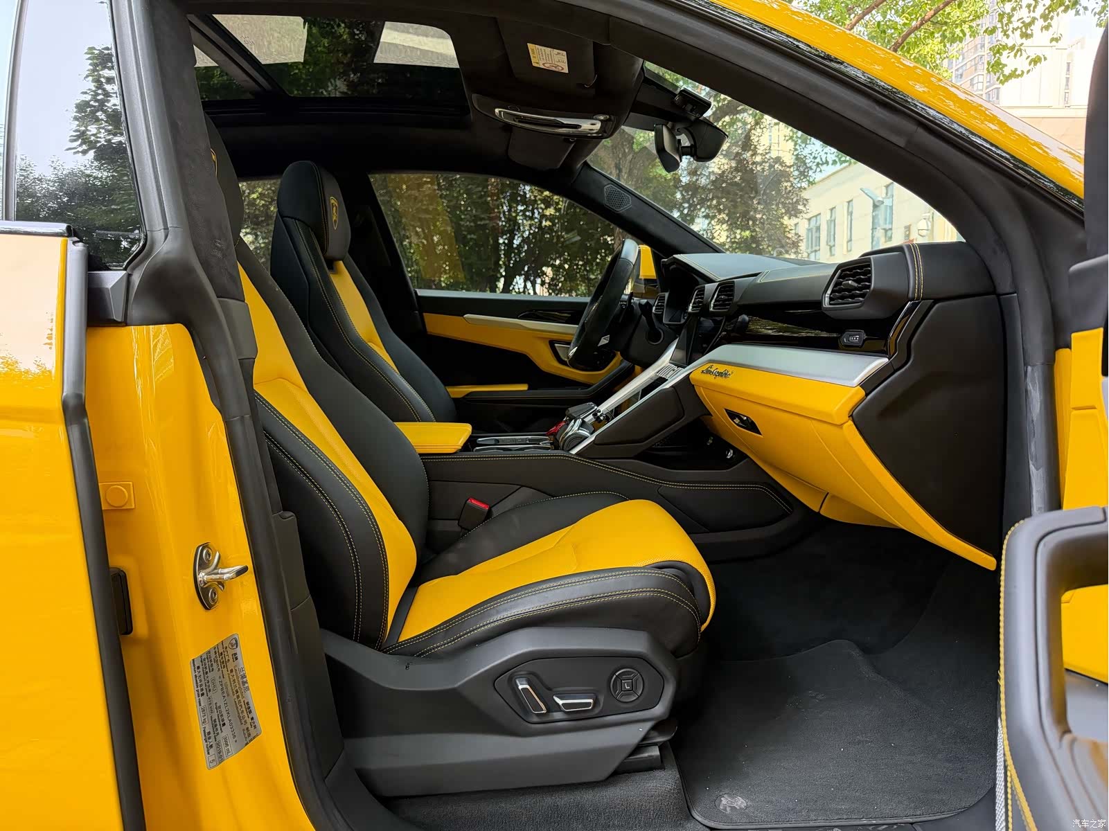 Lamborghini Urus, 2019 8